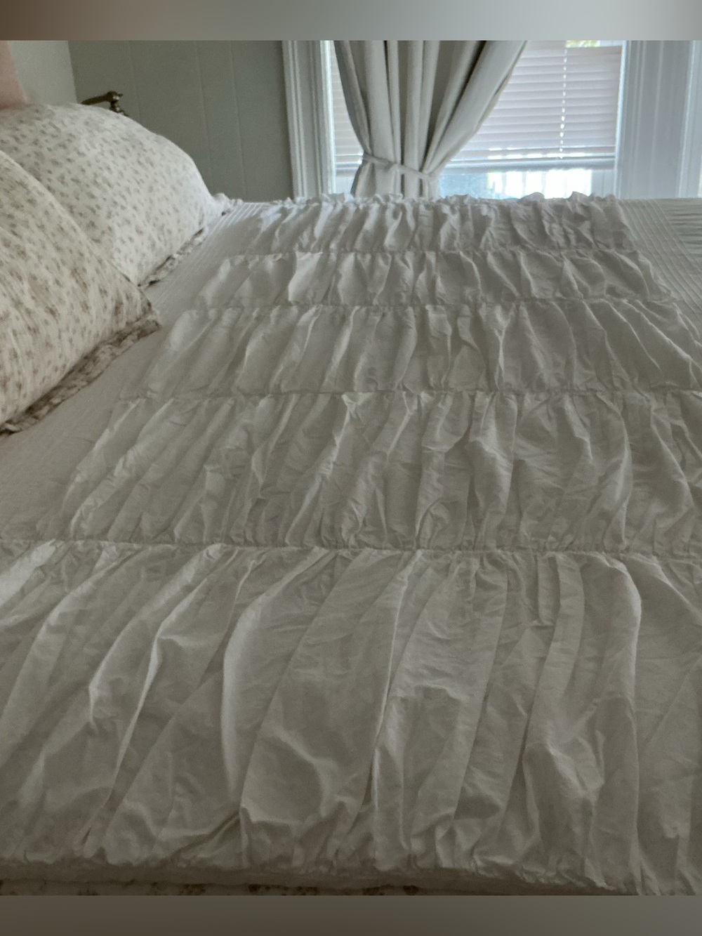 Nicole Miller Crisp White Duvet